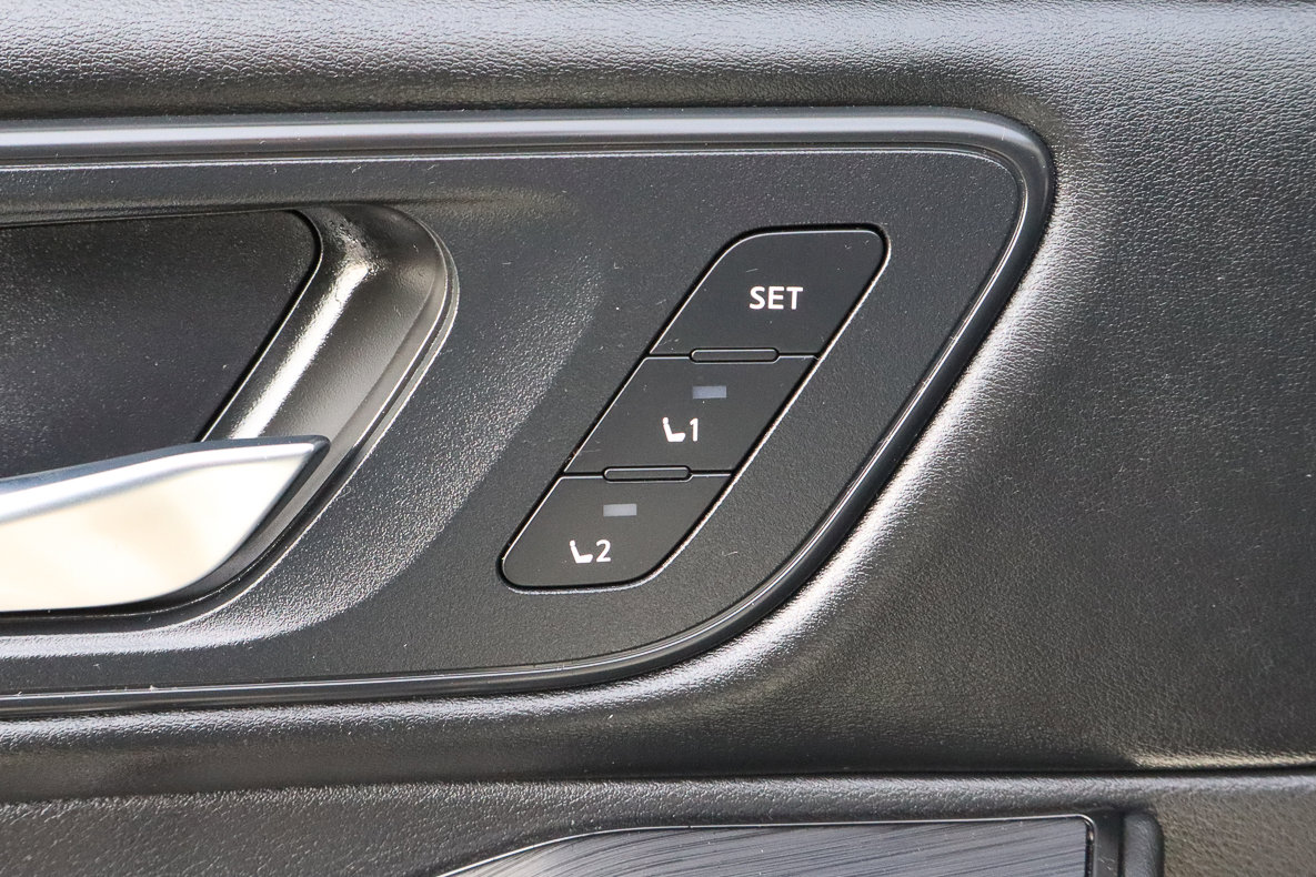 Used 2023 Nissan Rogue SL w/ SL Premium Package AWD/4WD image 15