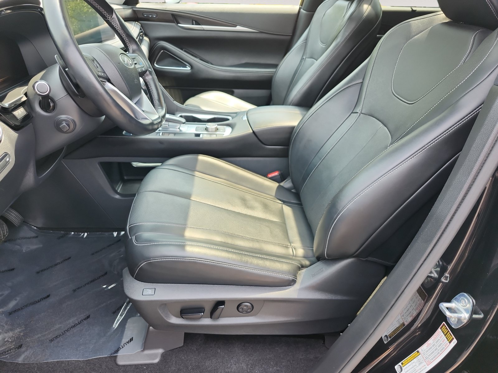 Used 2022 INFINITI QX60 Sensory w/ Cargo Package AWD/4WD image 9