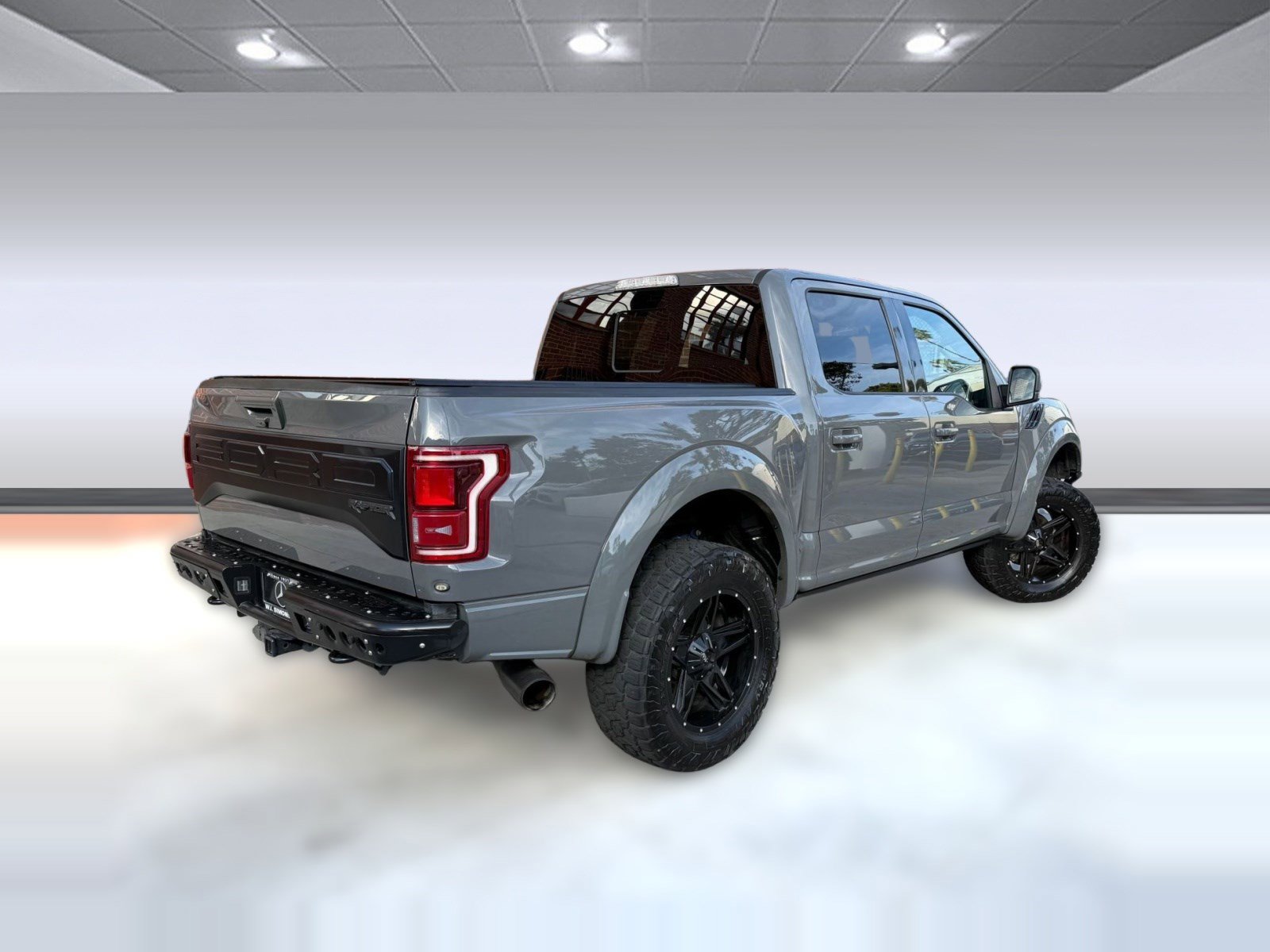 Used 2018 Ford F150 Raptor w/ Equipment Group 802A Luxury AWD/4WD image 8
