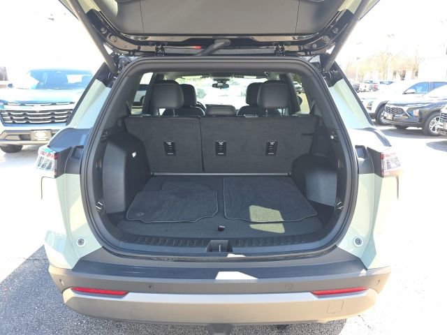 New 2026 Chevrolet Equinox LT w/ Convenience Package II image 26