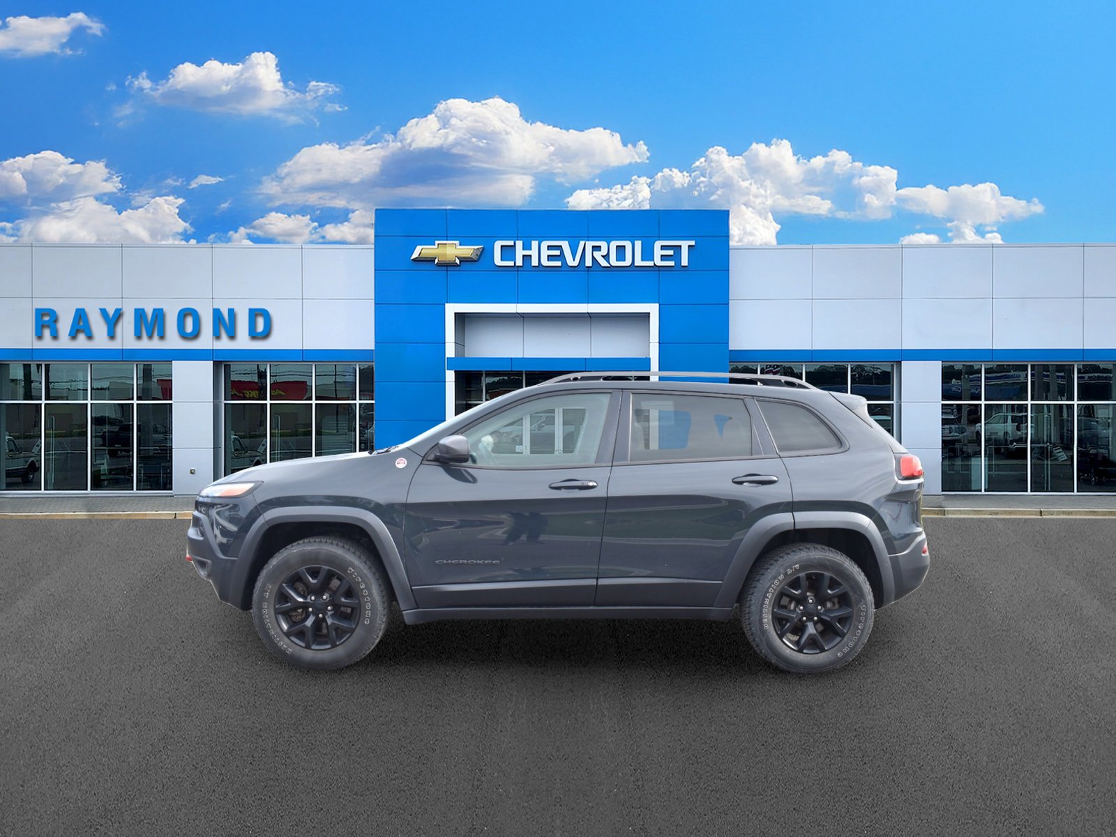 Used 2016 Jeep Cherokee Trailhawk w/ Comfort/Convenience Group AWD/4WD image 6