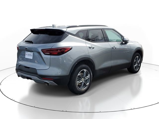 Used 2024 Chevrolet Blazer LT w/ Convenience Package AWD/4WD image 4