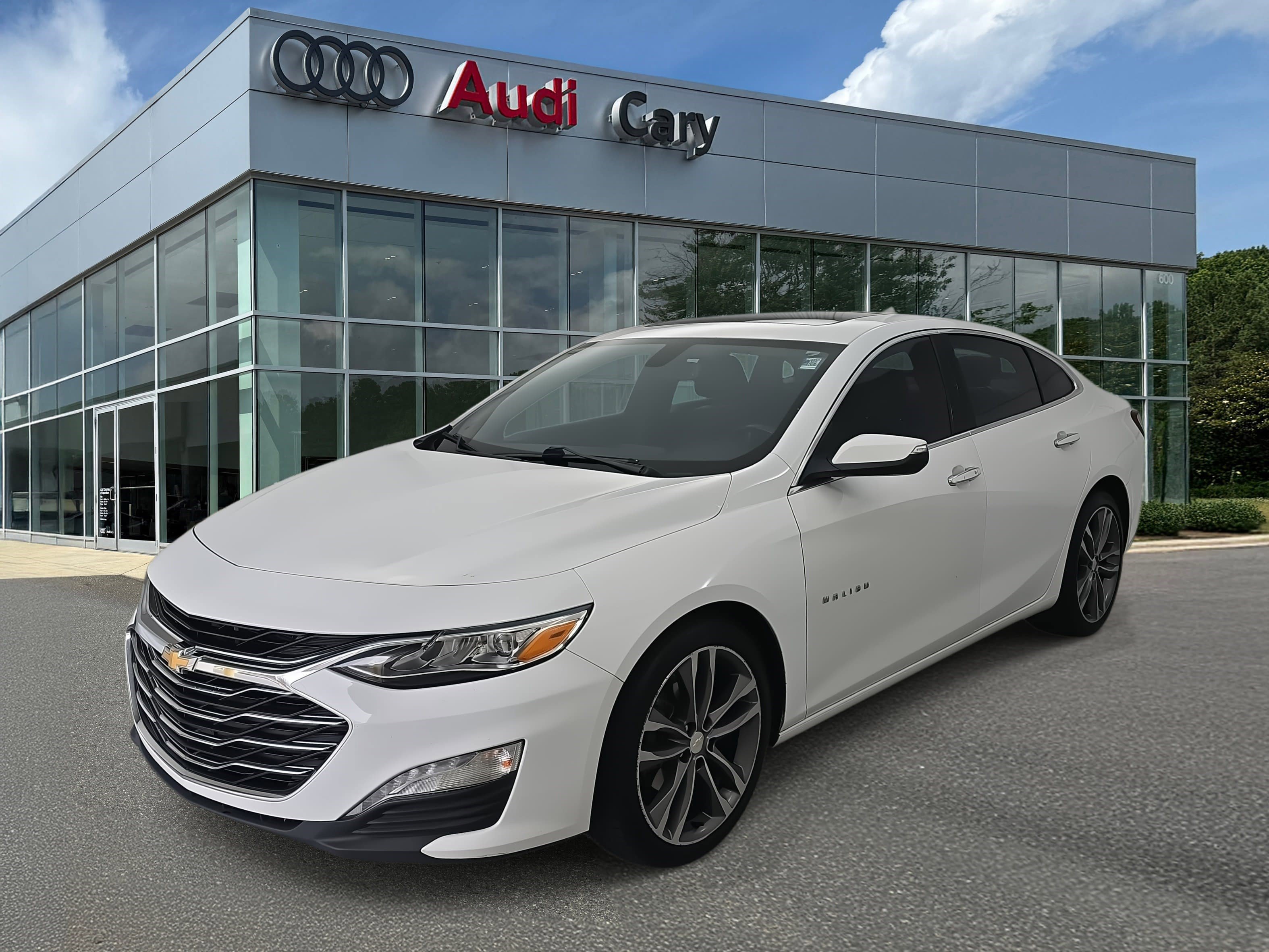 Used 2020 Chevrolet Malibu Premier image 1