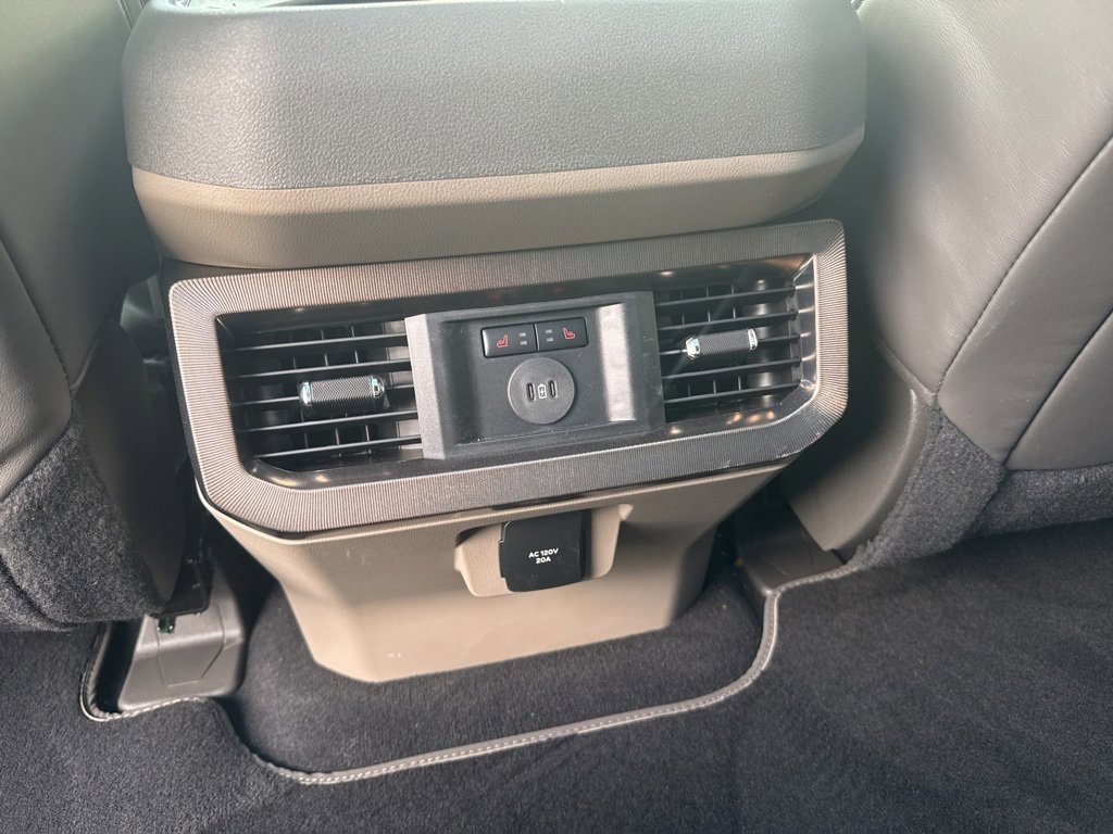 Used 2026 Ford F450 Platinum image 14
