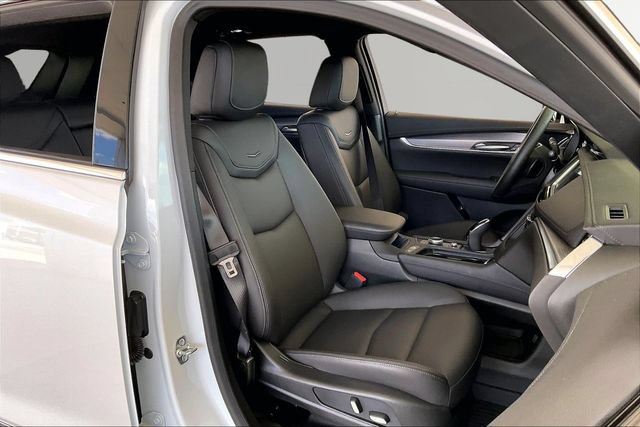 Used 2025 Cadillac XT5 Luxury FWD image 19