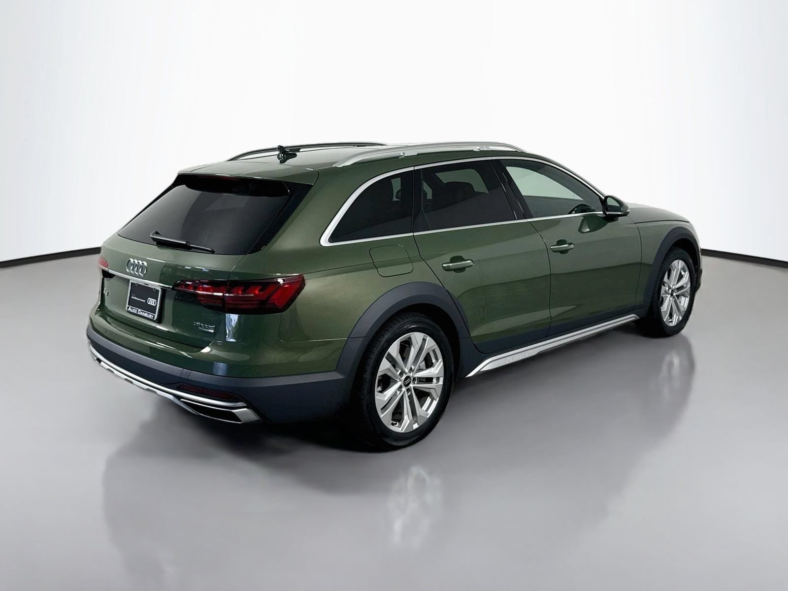 Certified 2023 Audi A4 2.0T allroad Premium Plus w/ Premium Plus Package AWD/4WD image 9