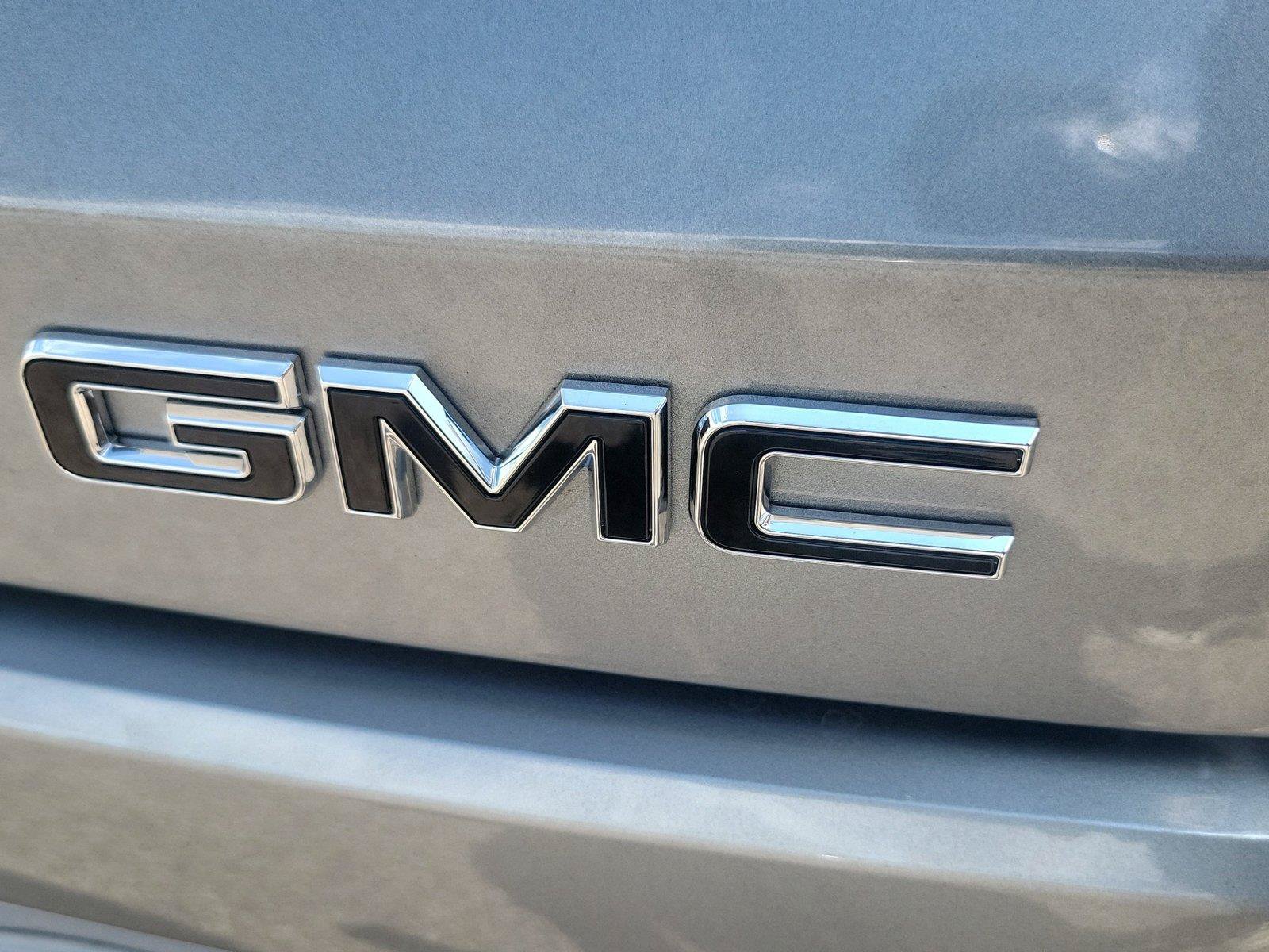New 2027 GMC Terrain Denali w/ LPO, Black Badging Package AWD/4WD image 7