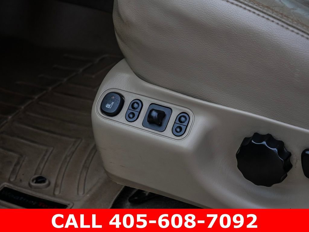 Used 2005 Ford Excursion Limited RWD image 30