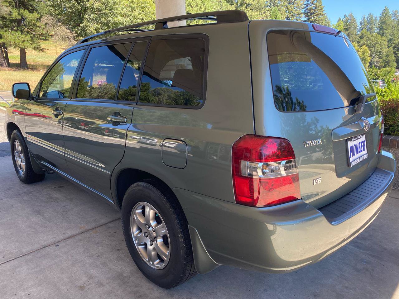 Used 2006 Toyota Highlander Limited FWD image 3