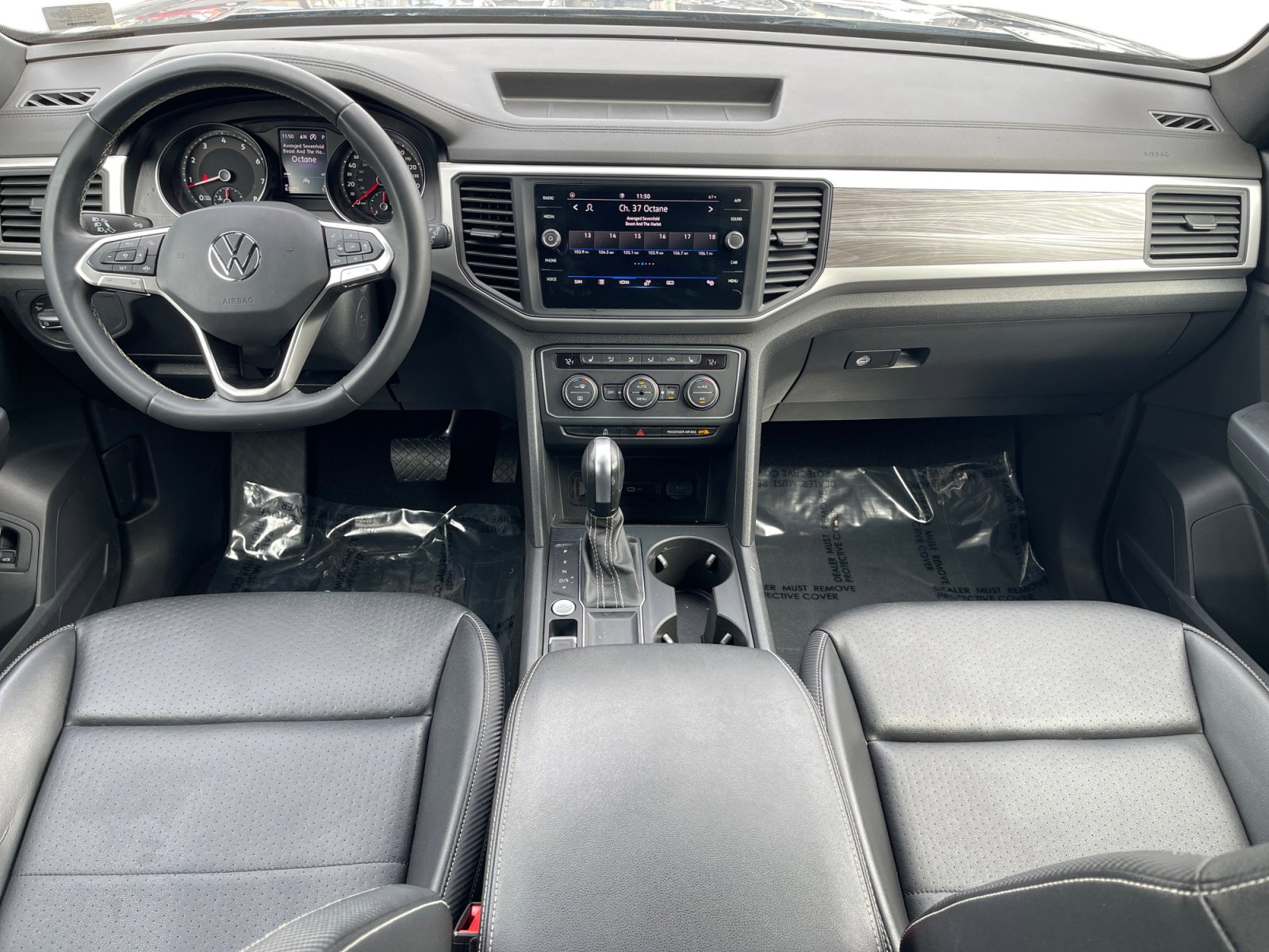 Used 2021 Volkswagen Atlas Cross Sport SE w/ Panoramic Sunroof Package image 10