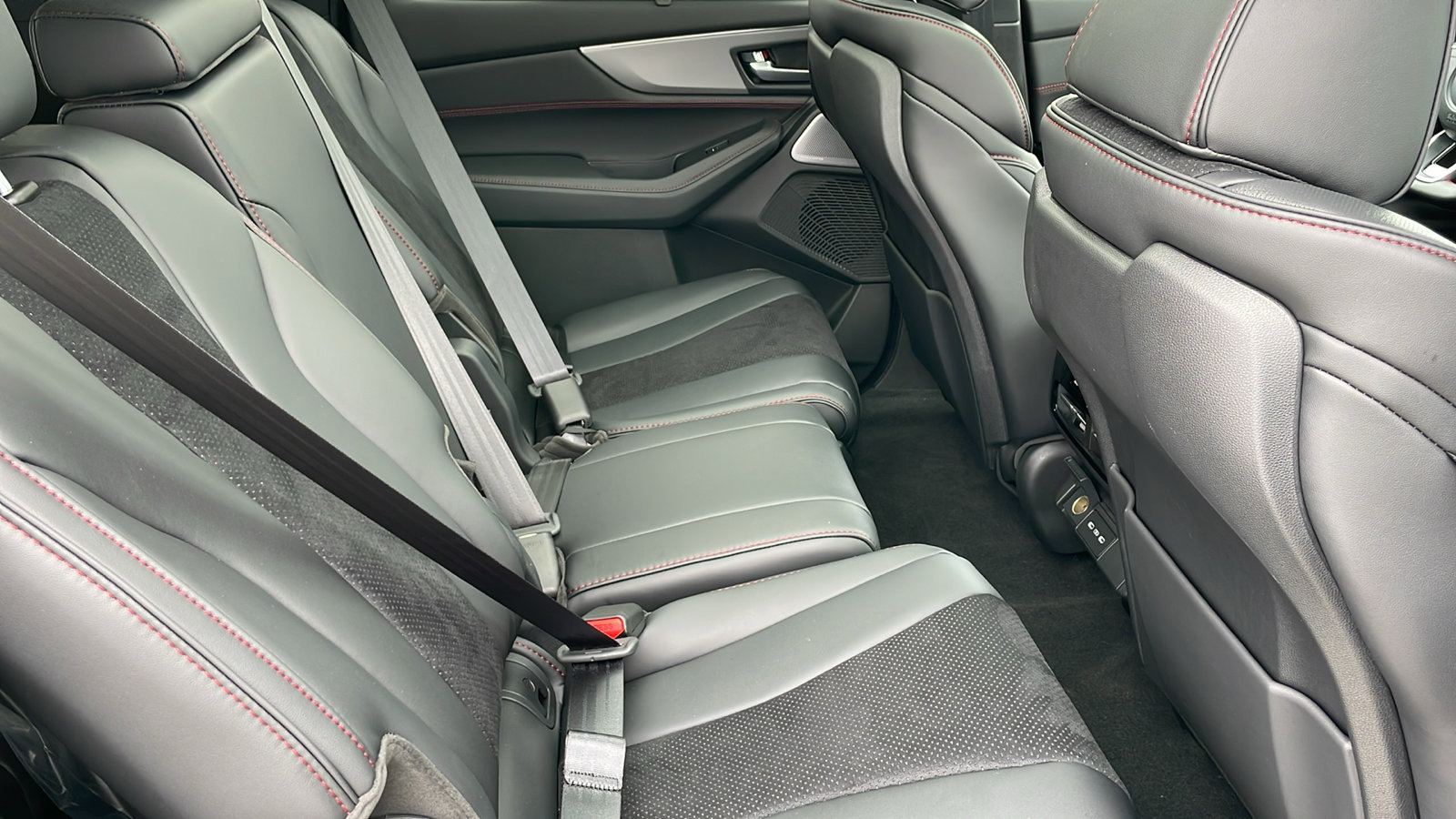 New 2026 Acura MDX A-Spec image 28