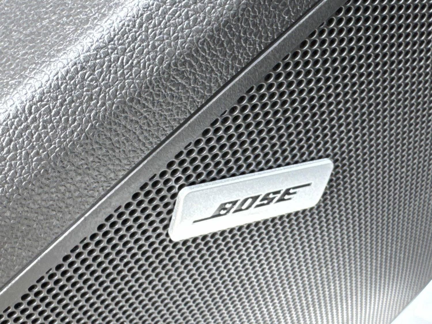 Used 2022 Chevrolet Bolt EUV Premier w/ Sun & Sound Package image 13