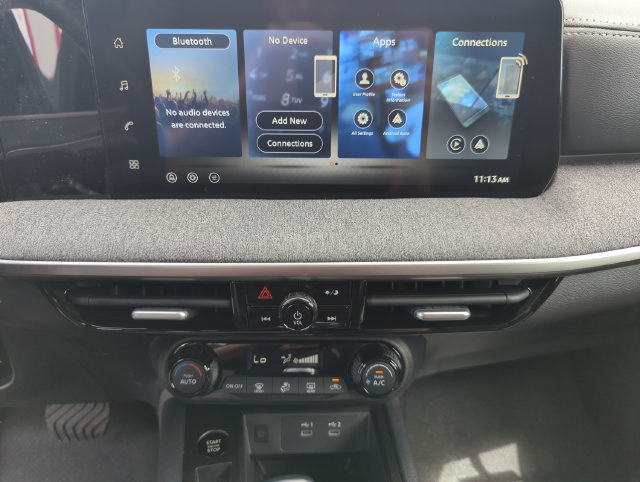 New 2026 Nissan Kicks SV w/ Interior Electronics Package FWD image 33
