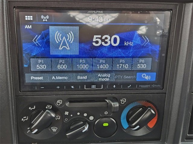 Used 2024 Chevrolet Low Cab Forward image 16