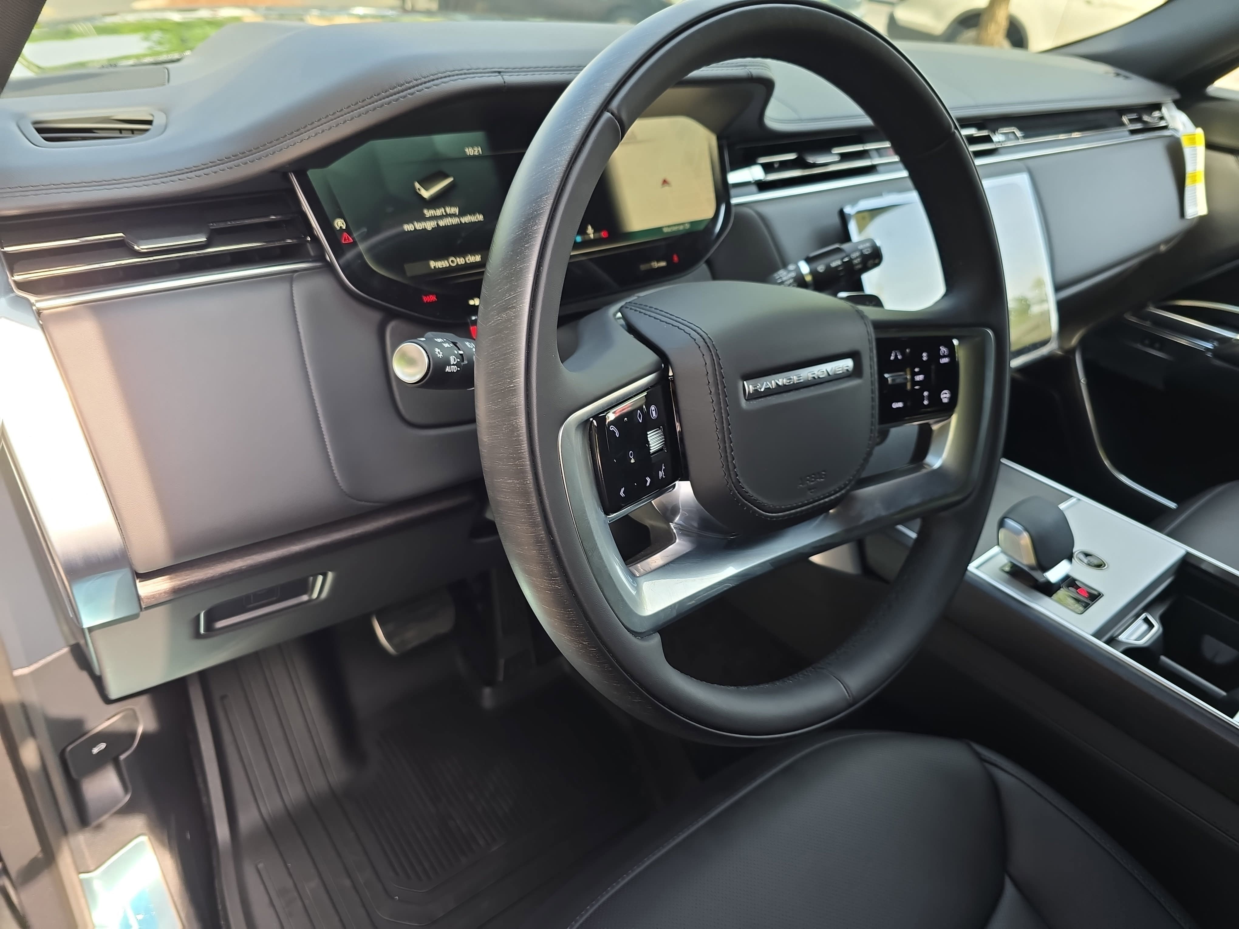 New 2026 Land Rover Range Rover SE AWD/4WD image 16