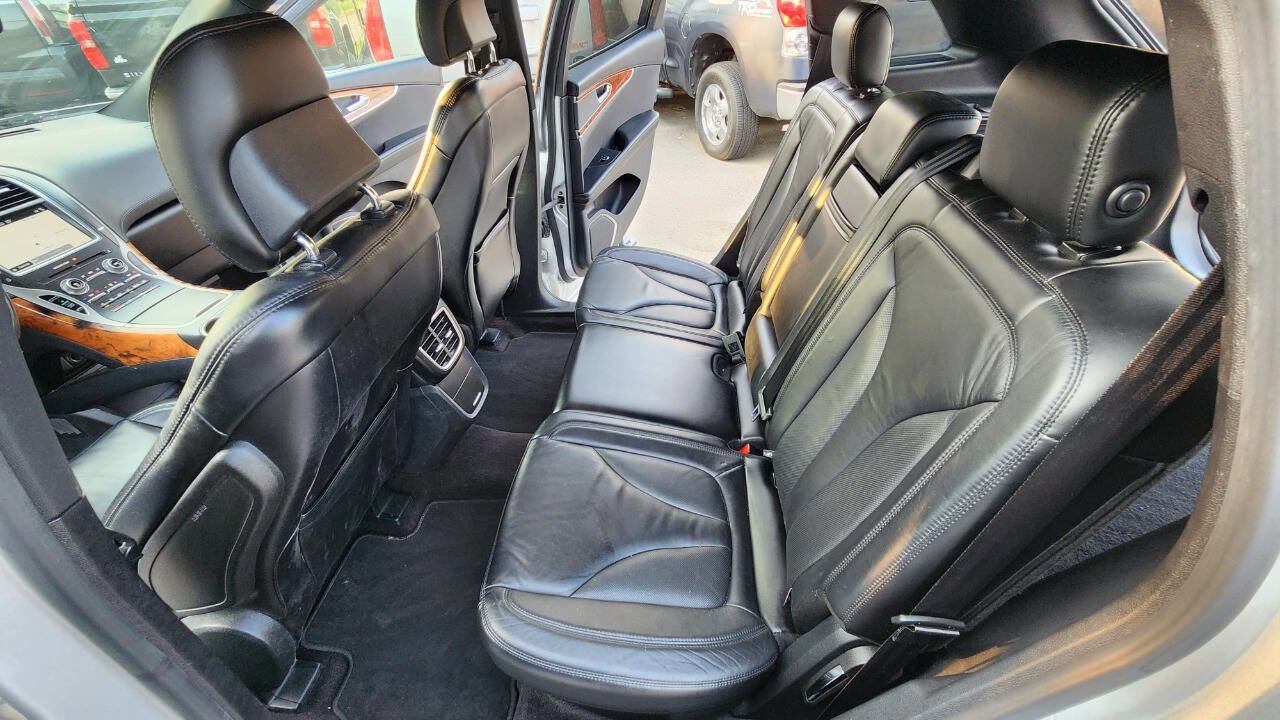 Used 2016 Lincoln MKX Select w/ Select Plus Package image 33