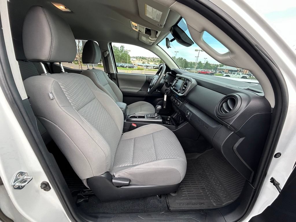 Used 2023 Toyota Tacoma SR AWD/4WD image 30