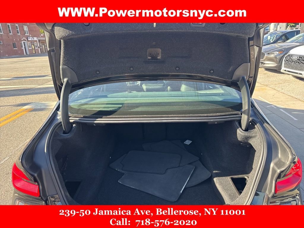 Used 2022 BMW M550i xDrive M550i xDrive w/ Executive Package image 22