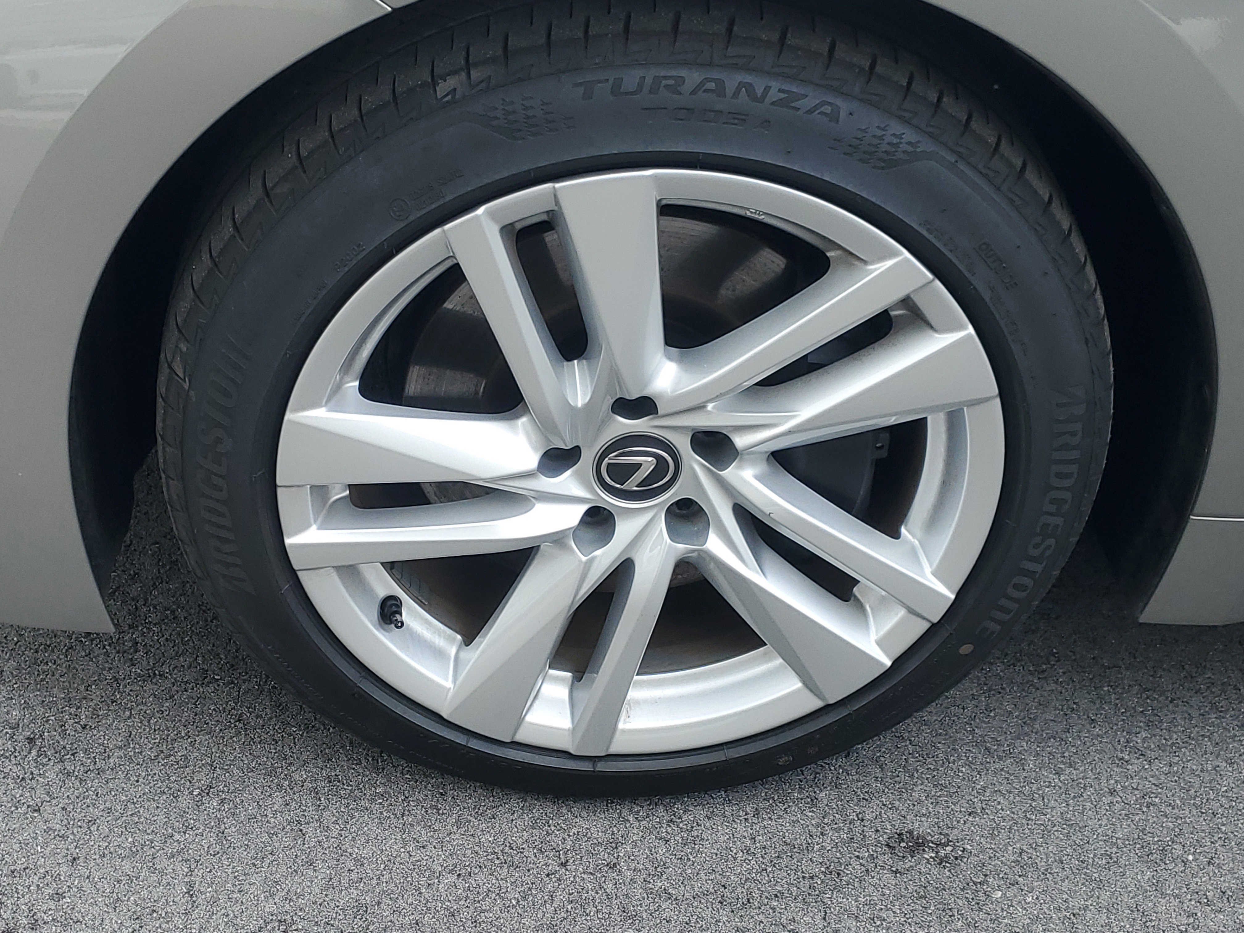 Certified 2023 Lexus IS 300 w/ Comfort Package image 5