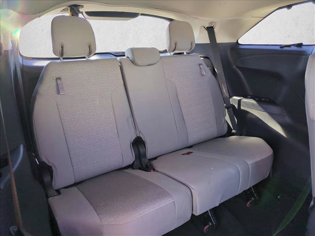 Certified 2026 Toyota Sienna LE AWD/4WD image 18