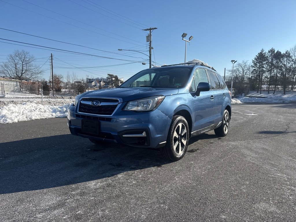 Used 2017 Subaru Forester 2.5i Premium w/ All-Weather Package image 6