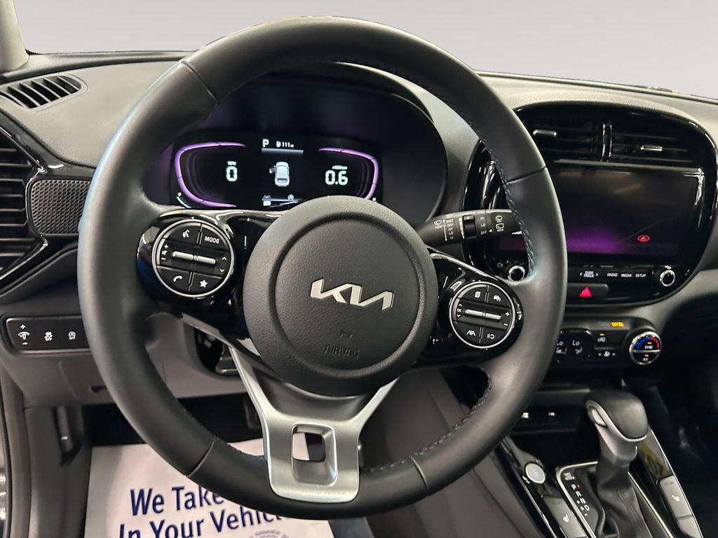 Used 2023 Kia Soul EX FWD image 12