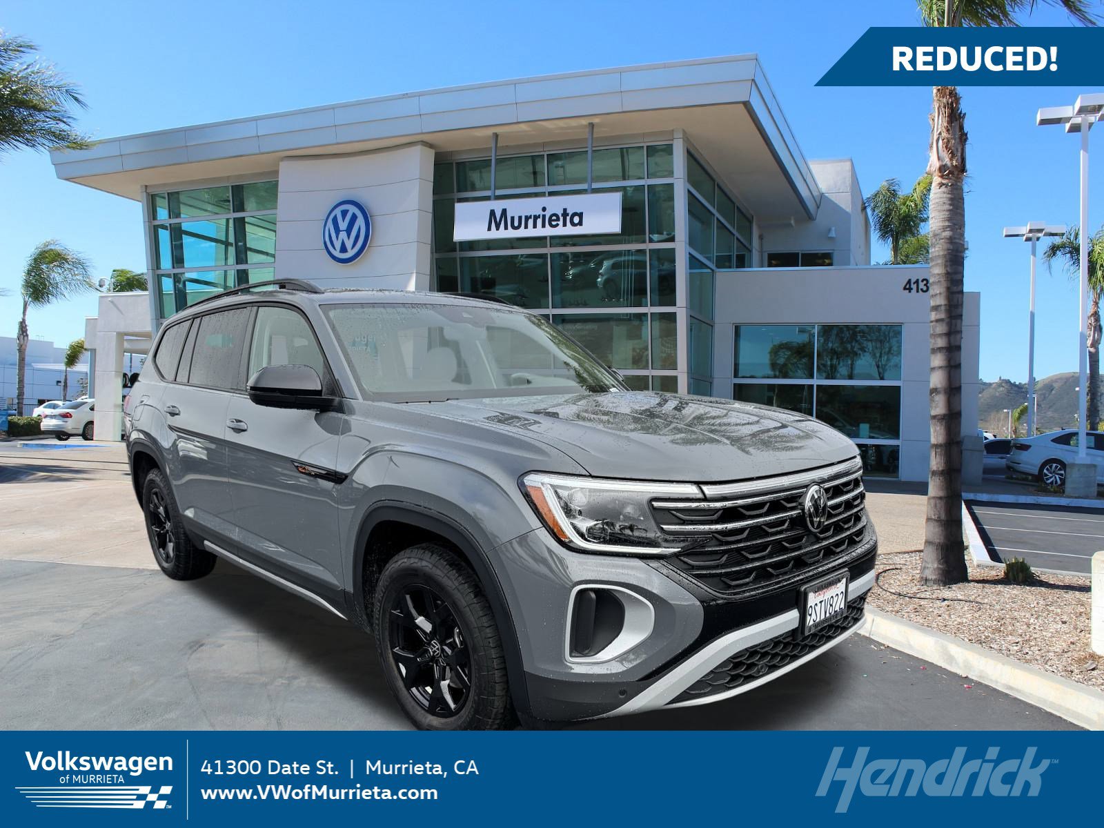 Used 2025 Volkswagen Atlas Peak Edition SE image 1