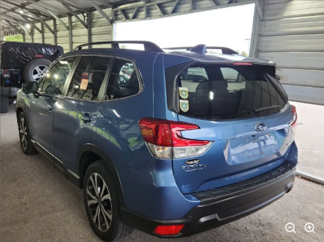Used 2019 Subaru Forester Limited w/ Popular Package #3 AWD/4WD image 3