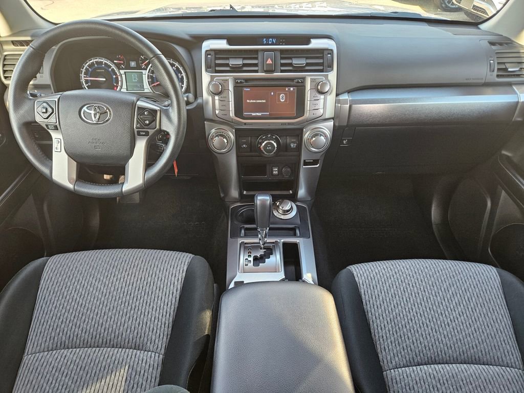 Used 2019 Toyota 4Runner SR5 AWD/4WD image 12