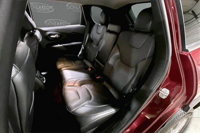 Used 2021 Jeep Cherokee Latitude Lux w/ Comfort/Convenience Group image 14