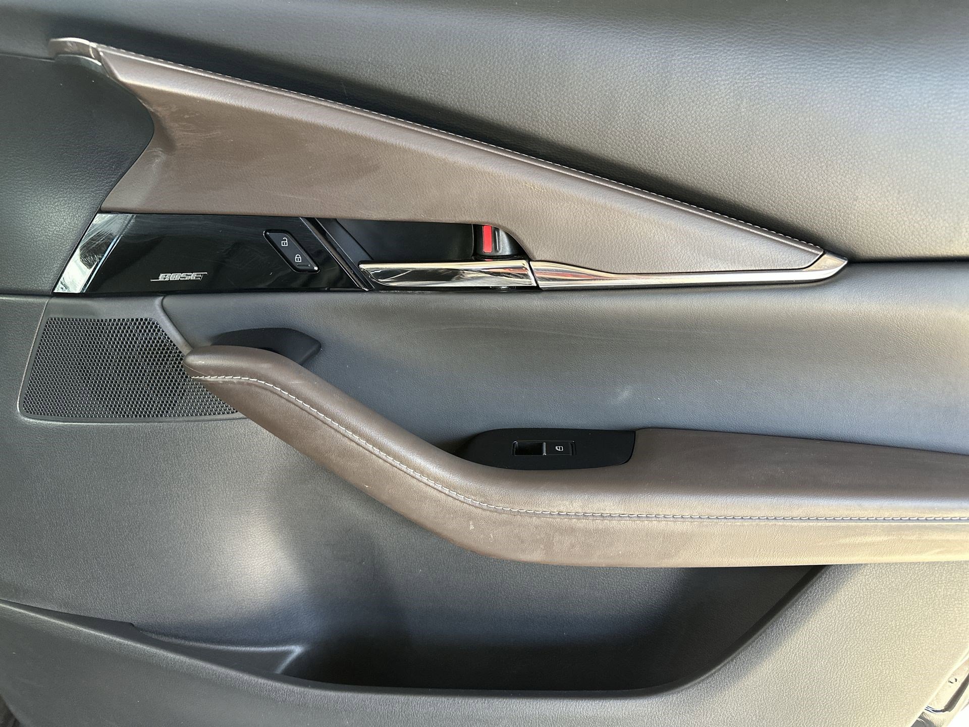 Used 2022 MAZDA CX-30 AWD 2.5 S w/ Premium Package image 27