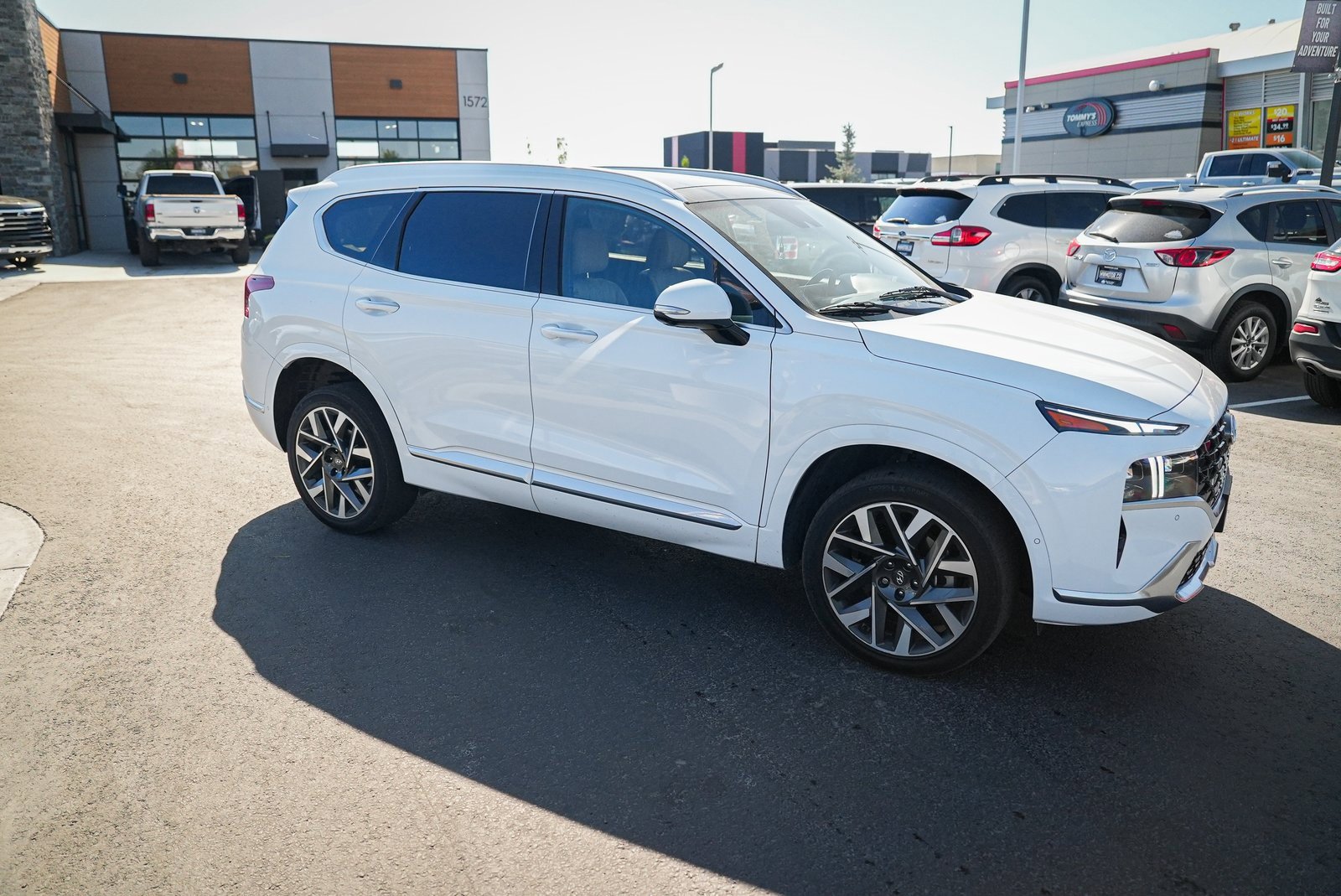 Used 2023 Hyundai Santa Fe Calligraphy image 5