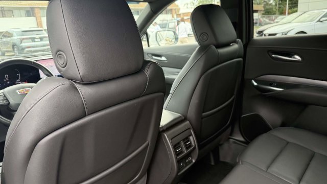 Certified 2025 Cadillac XT4 Premium Luxury AWD/4WD image 49