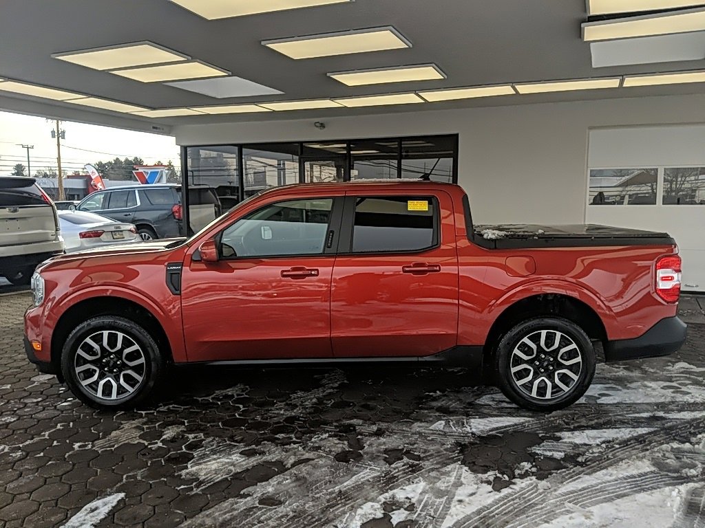 Used 2022 Ford Maverick Lariat w/ Lariat Luxury Package image 11