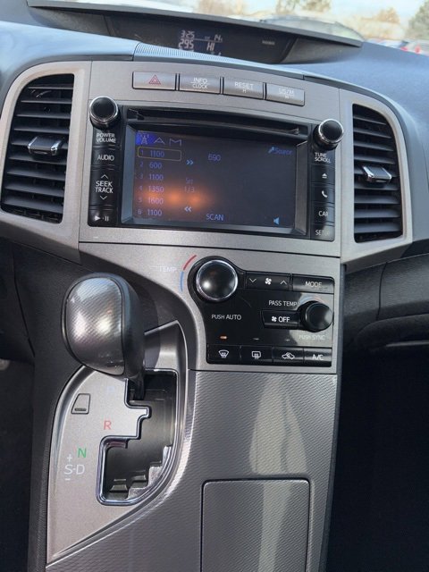 Used 2013 Toyota Venza LE image 14