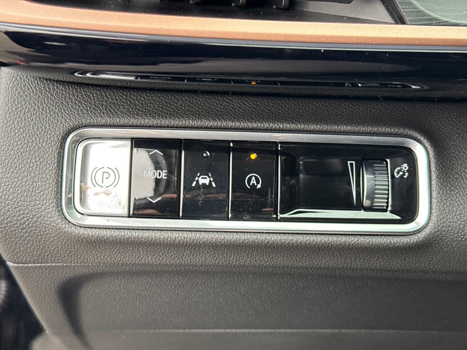 New 2025 Buick Envision Sport Touring image 19