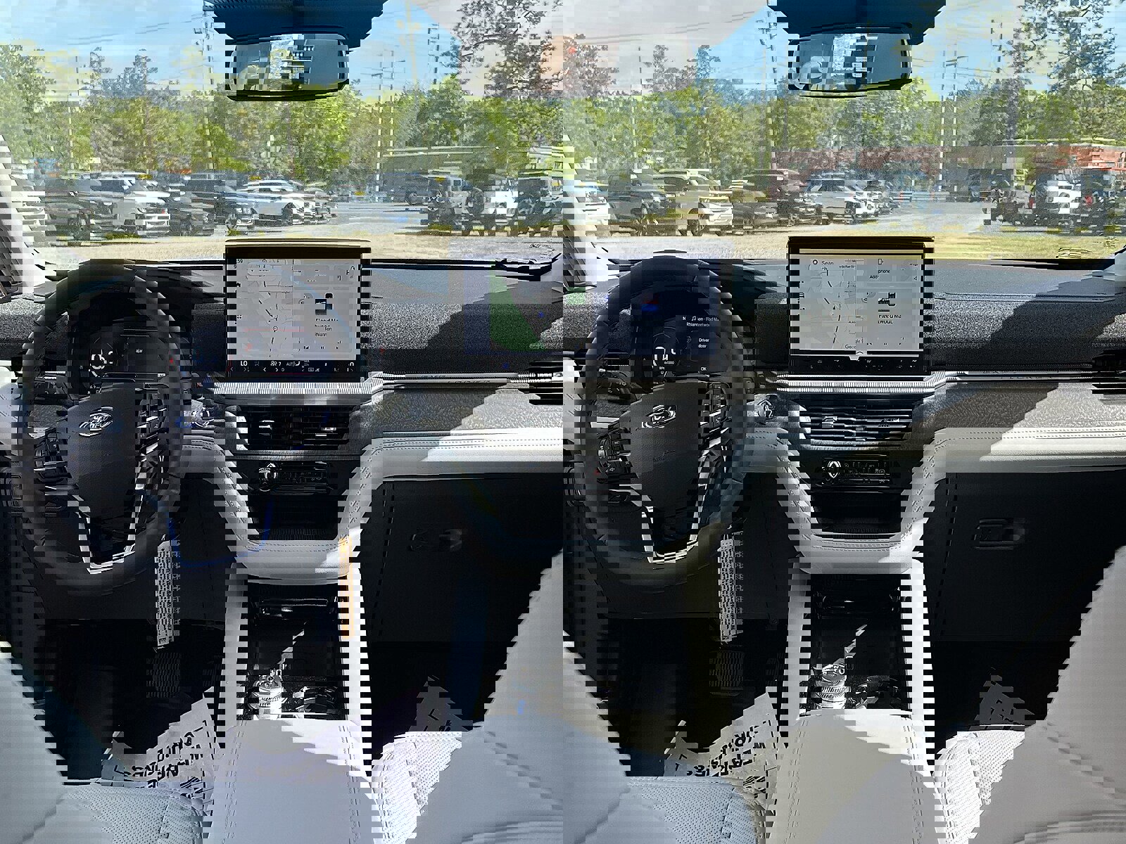 New 2026 Ford Explorer Platinum w/ LUX Leather Package image 13