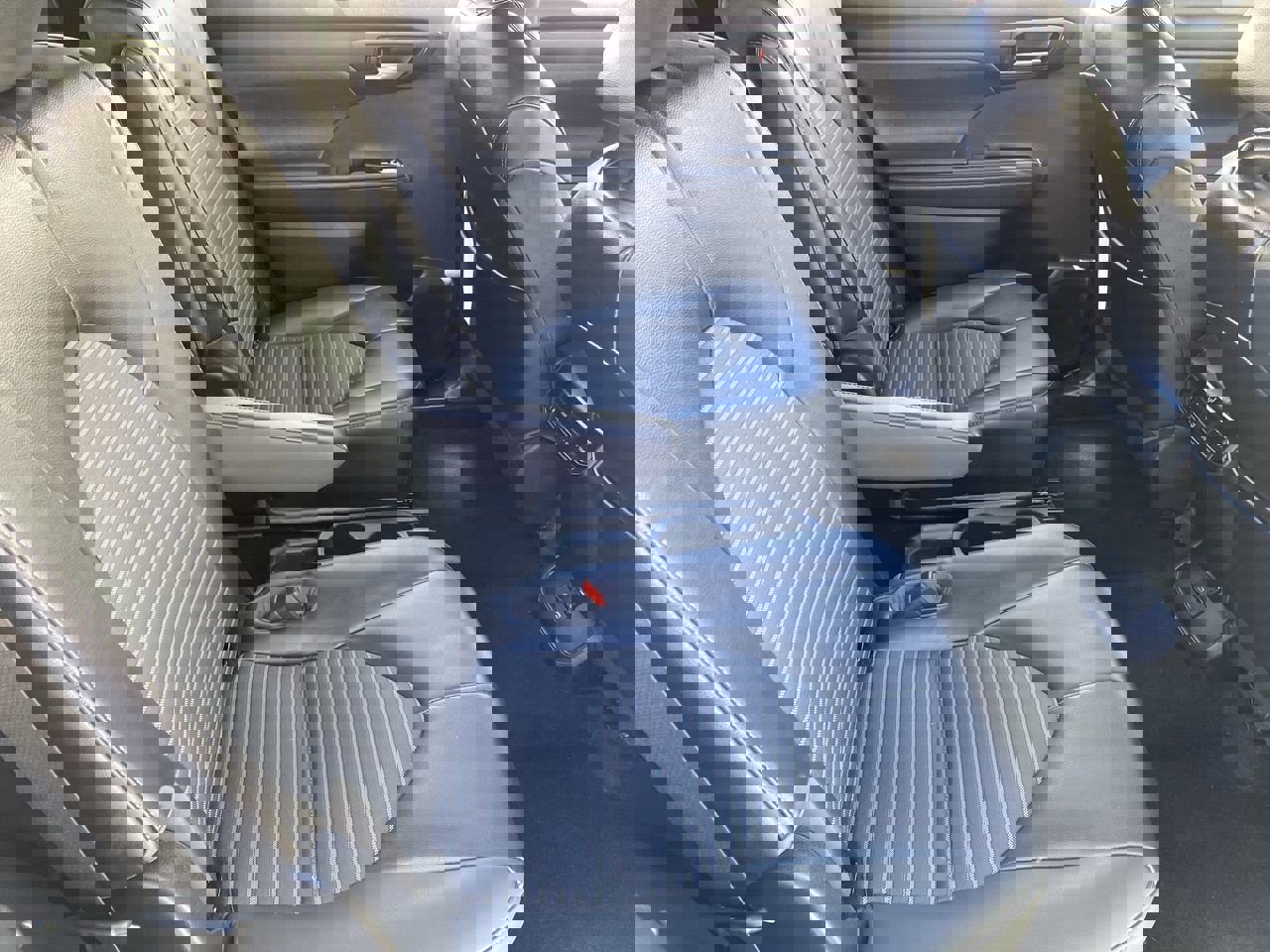 Used 2023 Toyota Highlander XSE image 25