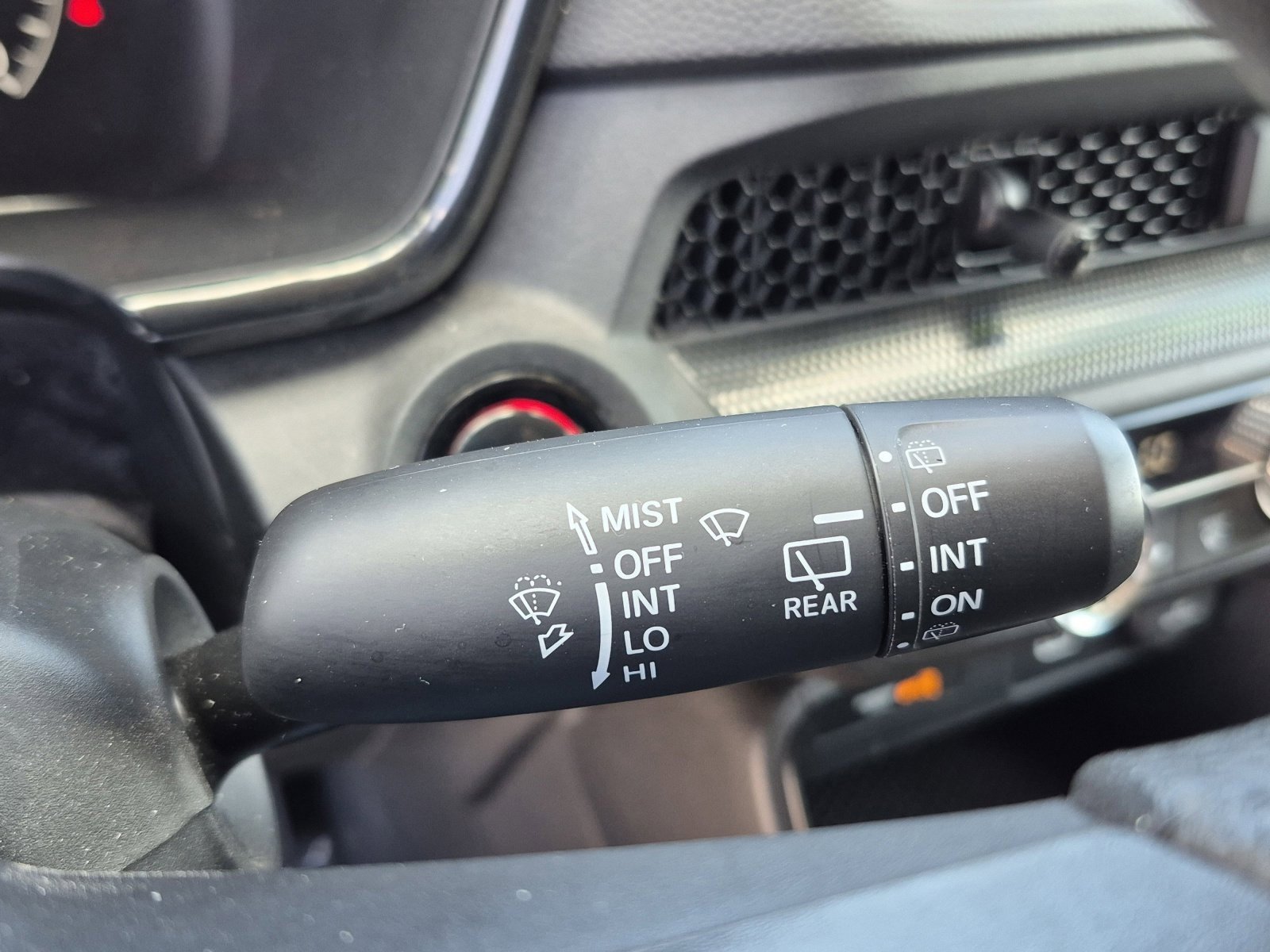Used 2025 Honda CR-V LX image 33