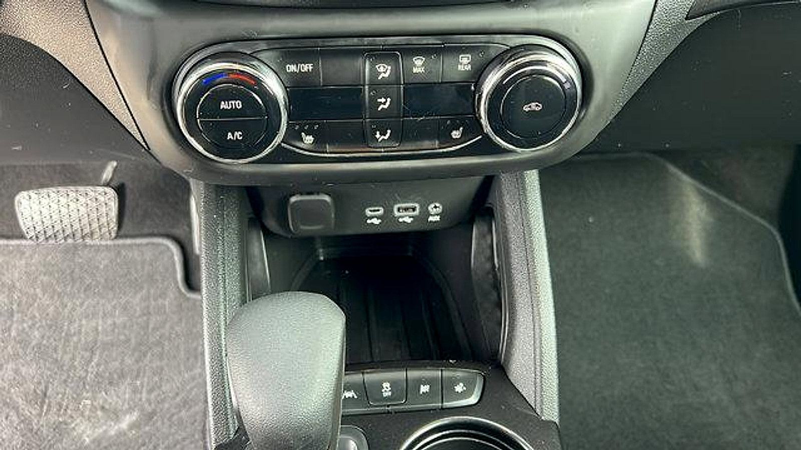 Certified 2023 Chevrolet TrailBlazer LT w/ Convenience Package image 21