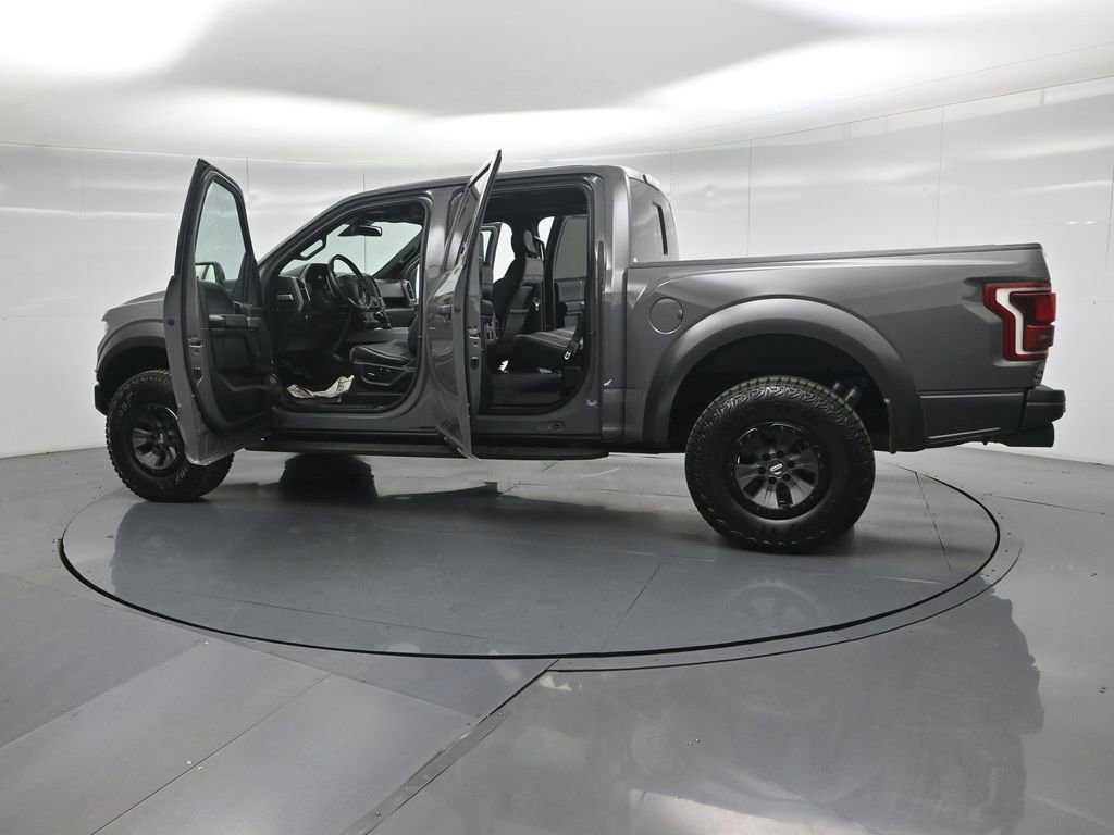 Used 2018 Ford F150 Raptor w/ Equipment Group 802A Luxury image 37