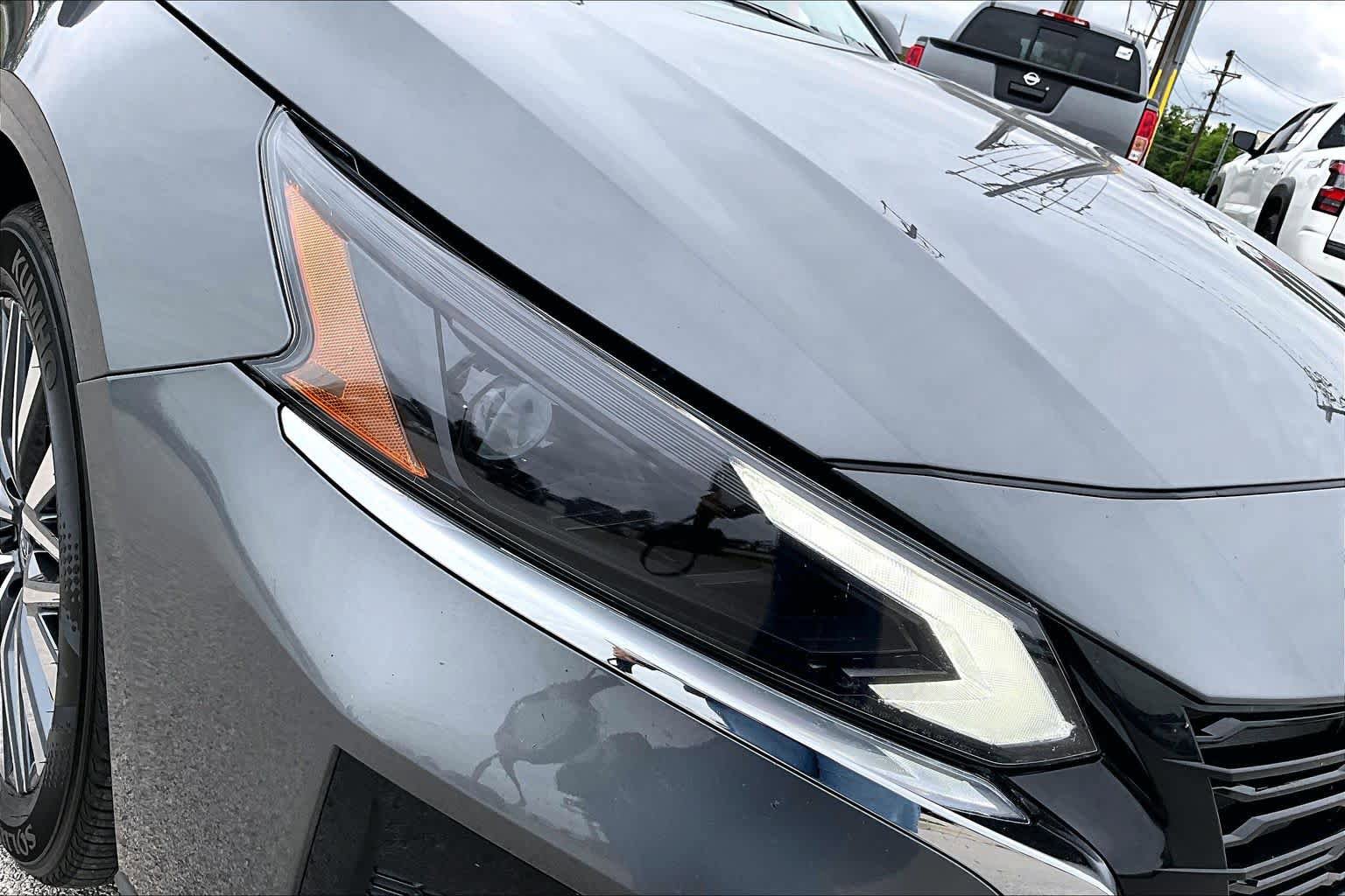 Used 2025 Nissan Altima 2.5 SV FWD image 28