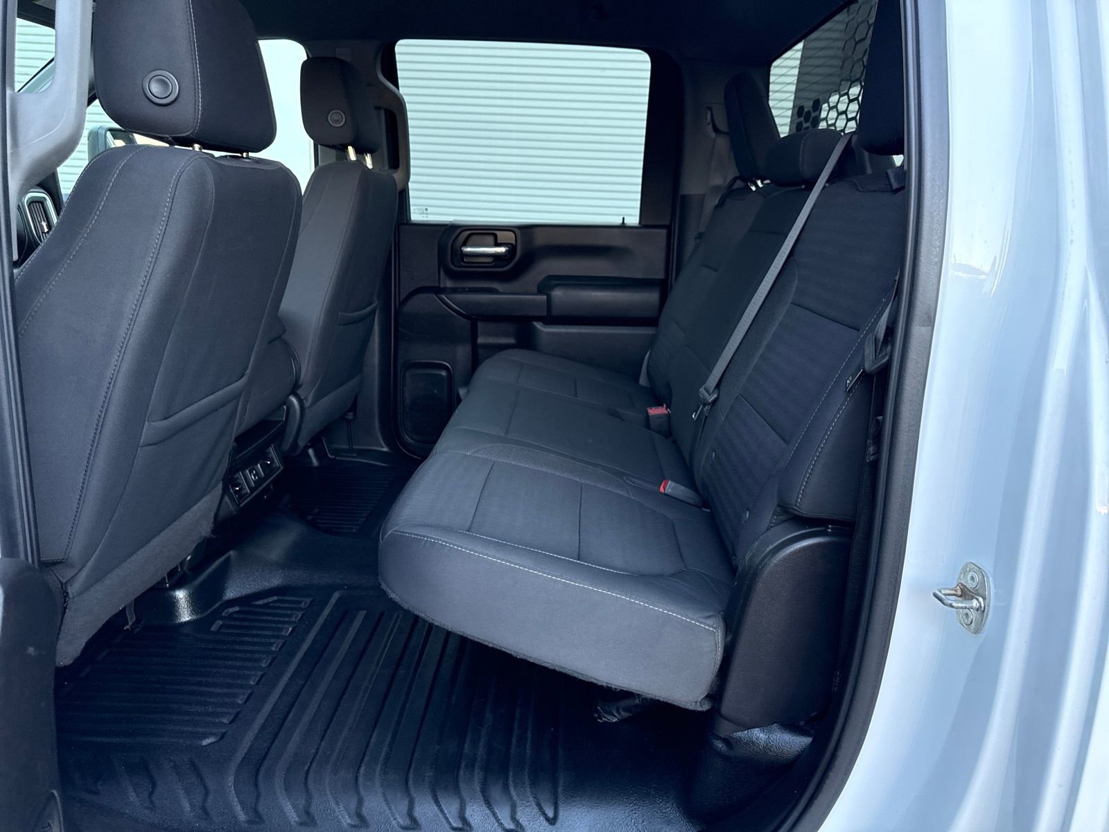 Used 2022 Chevrolet Silverado 3500 LT w/ Convenience Package image 25