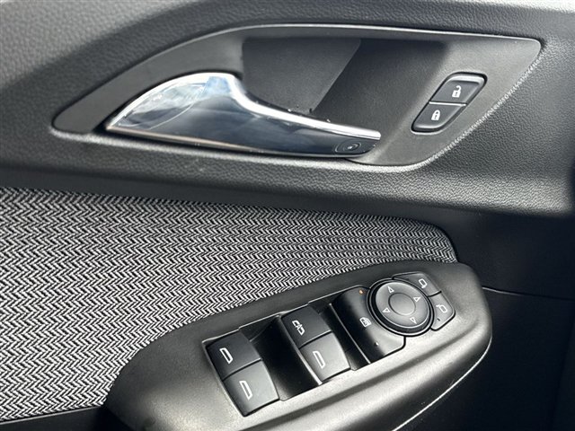 Certified 2023 Chevrolet TrailBlazer LT w/ Convenience Package FWD image 25