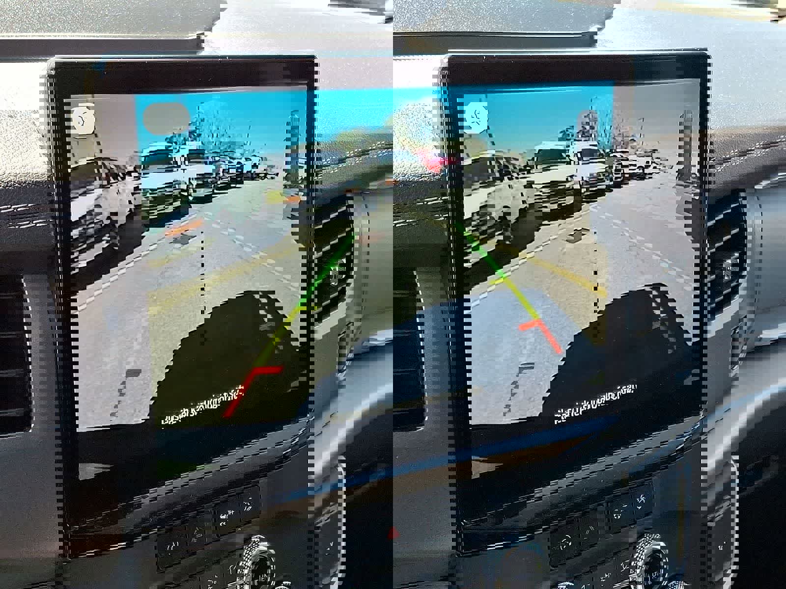 Used 2023 Ford Expedition XLT image 21