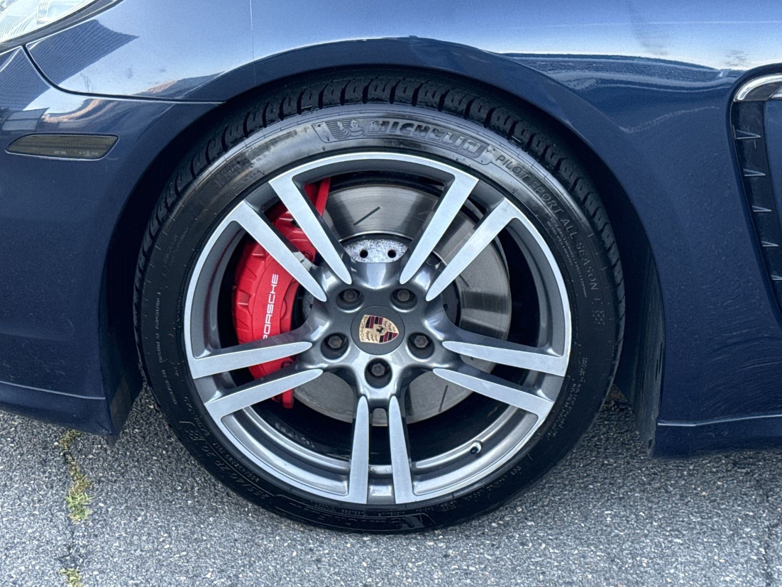 Used 2014 Porsche Panamera GTS AWD/4WD image 12