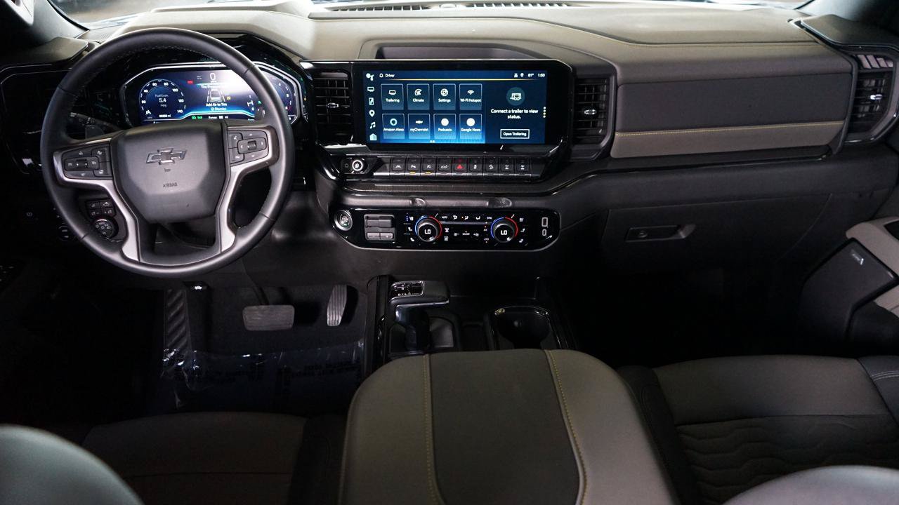 Used 2023 Chevrolet Silverado 1500 ZR2 w/ Technology Package AWD/4WD image 11