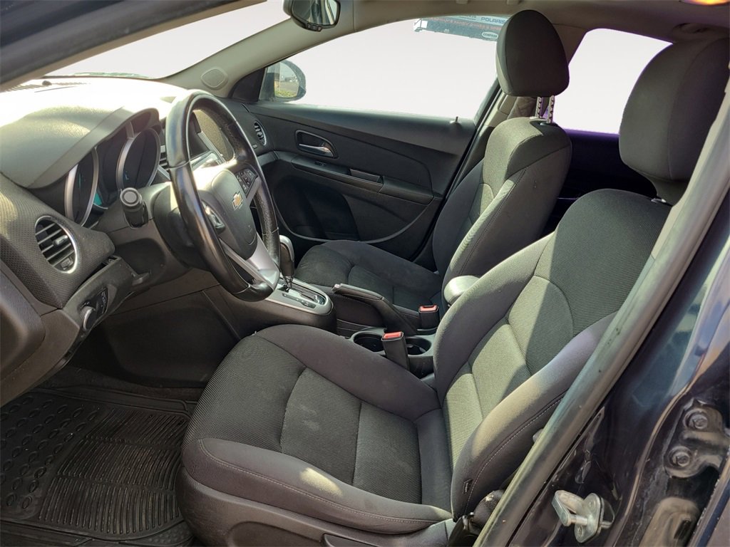 Used 2014 Chevrolet Cruze LT w/ All-Star Edition image 9