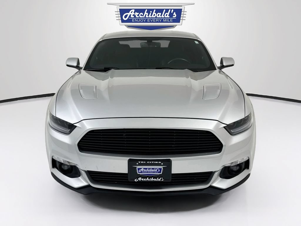 Used 2017 Ford Mustang GT Premium w/ Equipment Group 401A RWD image 2