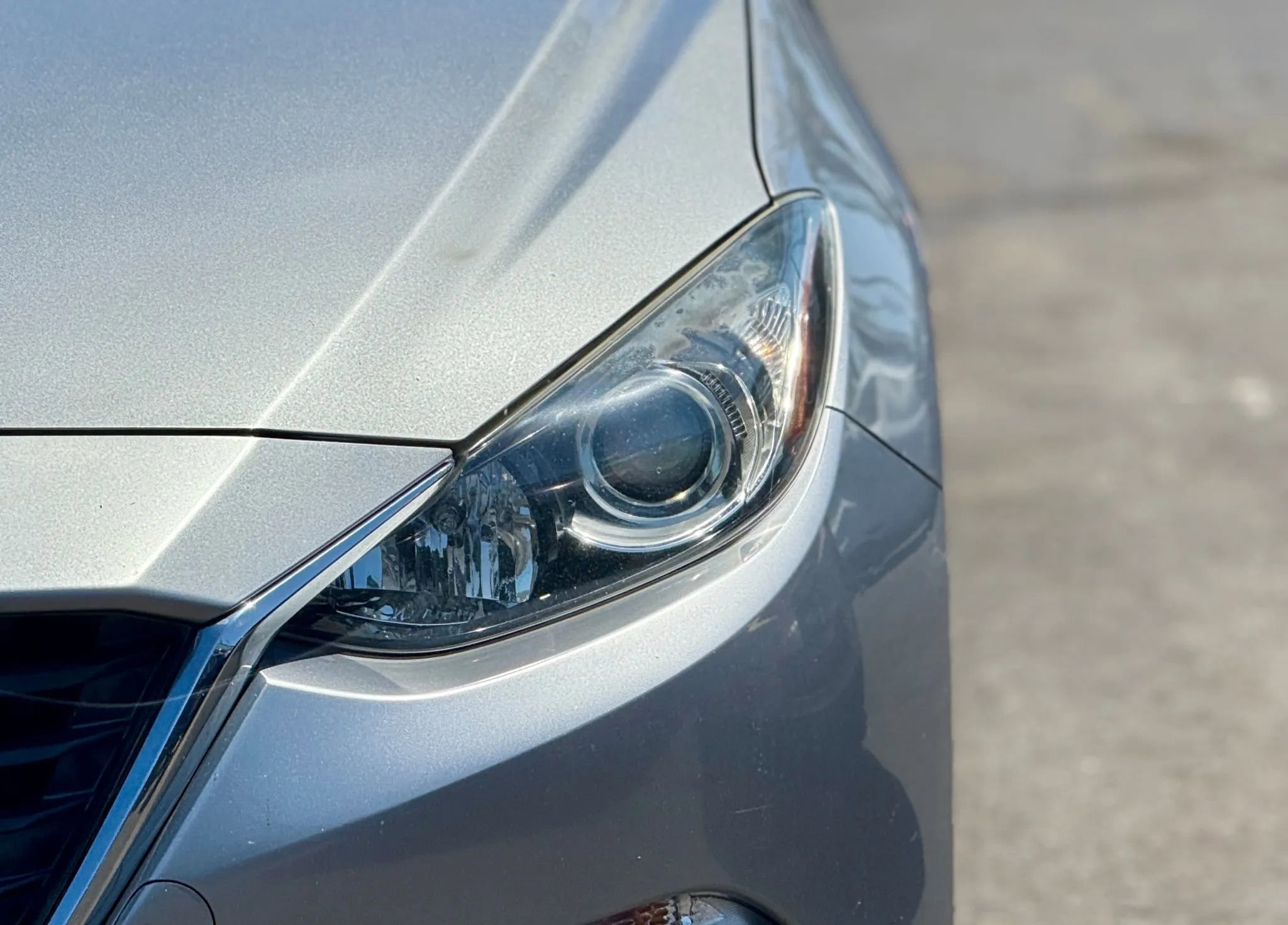 Used 2015 MAZDA MAZDA3 i Touring image 25